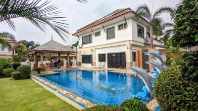 Gorgeous Garden House for Sale Wat Yan