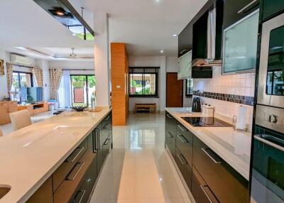 Gorgeous Garden House for Sale Wat Yan