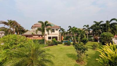 Gorgeous Garden House for Sale Wat Yan