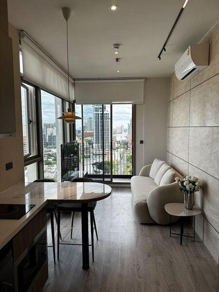 For Rent Bangkok Condo Rhythm Ekkamai Estate Sukhumvit 63 BTS Ekkamai Watthana