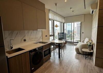 For Rent Bangkok Condo Rhythm Ekkamai Estate Sukhumvit 63 BTS Ekkamai Watthana