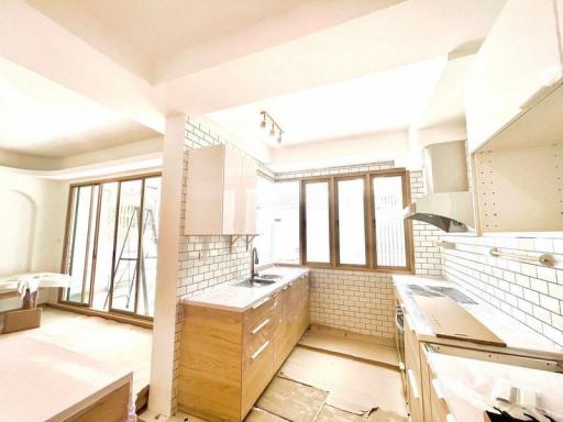 For Rent Bangkok Town House Sukhumvit BTS Thong Lo Watthana