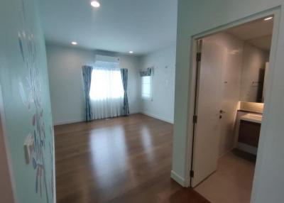 For Rent Bangkok Single House Burasiri Panya-Indra Liap Khlong Song Khlong Sam Wa