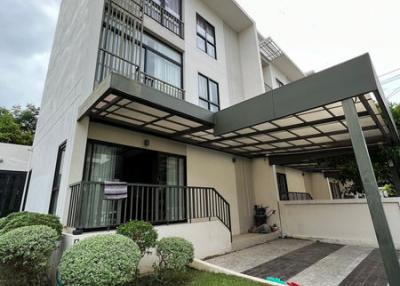 For Rent Bangkok Town House Villa Albero Rama 9 Krungthep Kreetha Saphan Sung