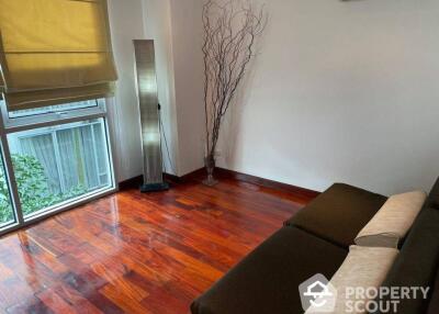 2-BR Condo at Urbana Sukhumvit 15 near BTS Nana (ID 531262)