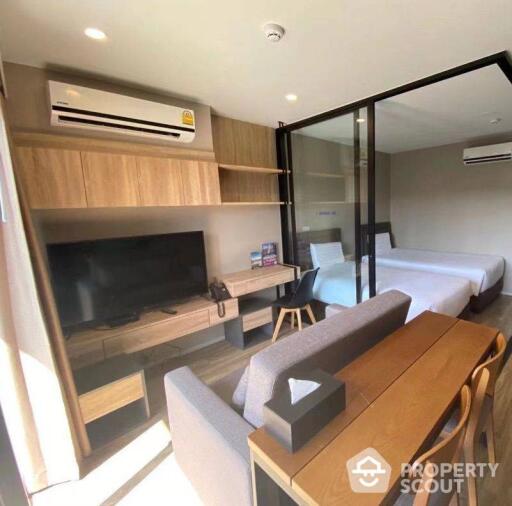 1-BR Condo at Blossom Condo @ Sathorn-Charoenrat near BTS Surasak