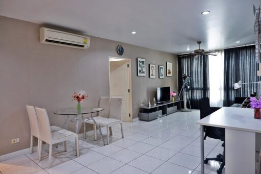 The Lofts Condo 1 Bed for Sale at Pratumnak