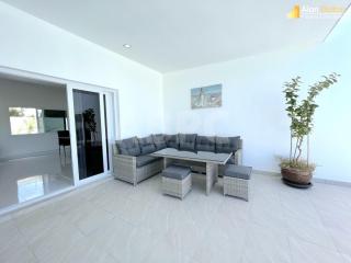 3 Bed 4 Bath in East Pattaya ABPC0860