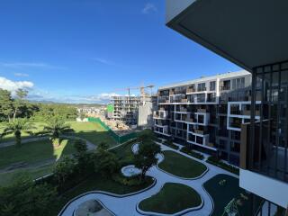 Brand new 1 bedroom apartment with magnificent views of the golf course