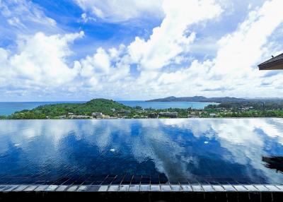 Ten-bedroom Luxury Villa on the most prestigious area of Phuket