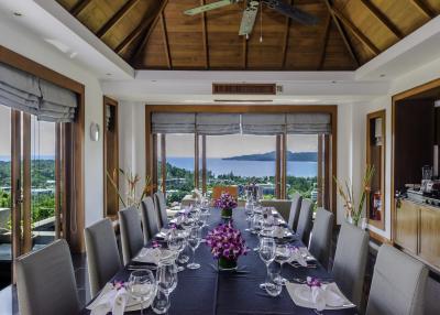 Ten-bedroom Luxury Villa on the most prestigious area of Phuket