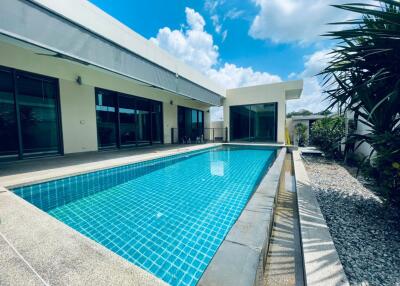 3 Bedrooms Pool House in East Pattaya