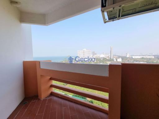 Studio Condo in Paradise Condominium Jomtien C010593