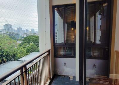 1 bed Condo in Vincente Sukhumvit 49 Khlong Tan Nuea Sub District C020380