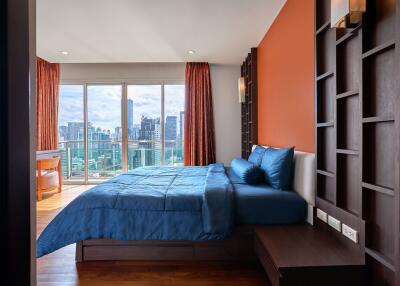 2 bed Condo in The Prime 11 Khlong Toei Nuea Sub District C020376