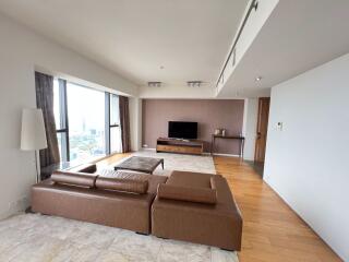 3 bed Condo in The Met Thungmahamek Sub District C020369