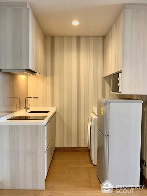 1-BR Condo at The Lumpini 24 near BTS Phrom Phong