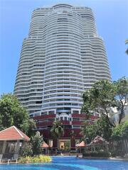 Corner Unit for Sale in Metro Jomtien Condo