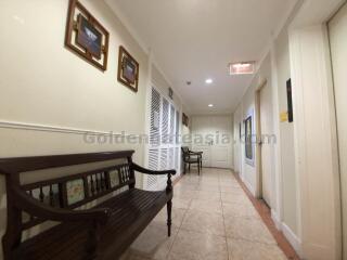 Spacious 3-Bedrooms Apartment with big balcony - BangNa