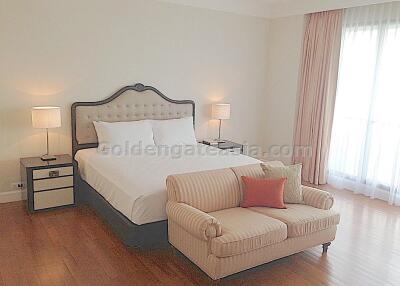 4-Bedrooms Apartment - BangNa