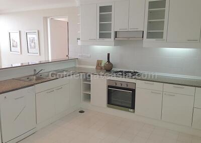 4-Bedrooms Apartment - BangNa