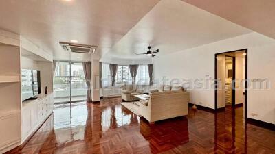 Newly renovated spacious 3-Bedrooms - Sukhumvit 26