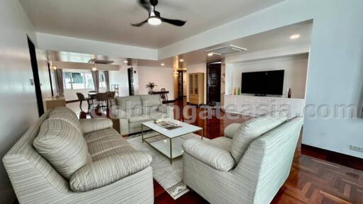 Newly renovated spacious 3-Bedrooms - Sukhumvit 26