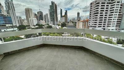 Newly renovated spacious 3-Bedrooms - Sukhumvit 26