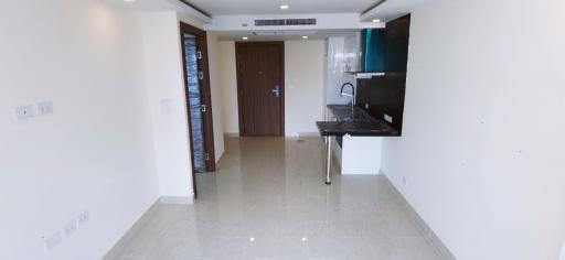 Grand Avenue Pattaya Condo for Sale