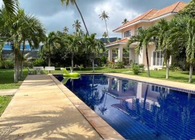 190 Sqm., 3 Beds, 2 Baths House listed for ฿ 4,790,000.