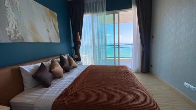 Luxury Condo Reflection Jomtien for Sale