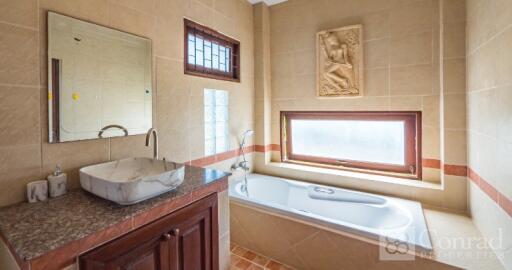 270 Sqm., 4 Beds, 4 Baths House listed for ฿ 9,500,000.