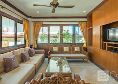 270 Sqm., 4 Beds, 4 Baths House listed for ฿ 9,500,000.
