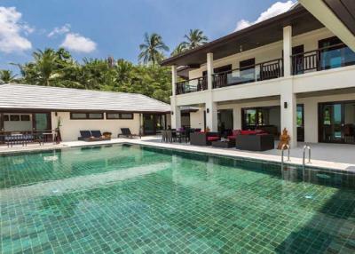 1,000 Sqm., 6 Beds, 6 Baths House listed for ฿ 24,000,000.