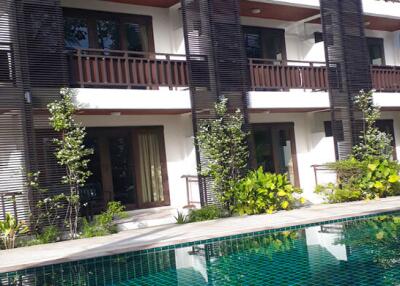 540 Sqm., 12 Beds, 12 Baths Building listed for ฿ 13,600,000.