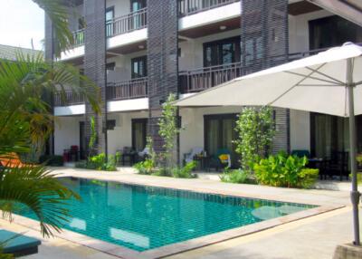 540 Sqm., 12 Beds, 12 Baths Building listed for ฿ 13,600,000.