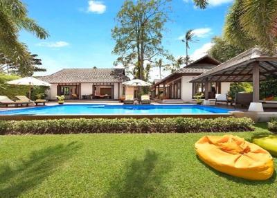 400 Sqm., 4 Beds, 3 Baths House listed for ฿ 45,000,000.