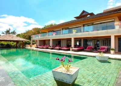 860 Sqm., 5 Beds, 5 Baths House listed for ฿ 40,000,000.