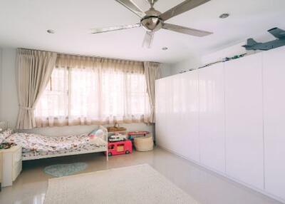 180 Sqm., 3 Beds, 2 Baths House listed for ฿ 6,500,000.