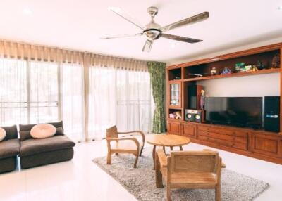 180 Sqm., 3 Beds, 2 Baths House listed for ฿ 8,900,000.