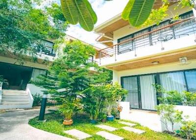 180 Sqm., 3 Beds, 2 Baths House listed for ฿ 8,900,000.