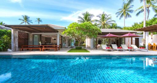 1,200 Sqm., 8 Beds, 9 Baths House listed for ฿ 168,700,000.