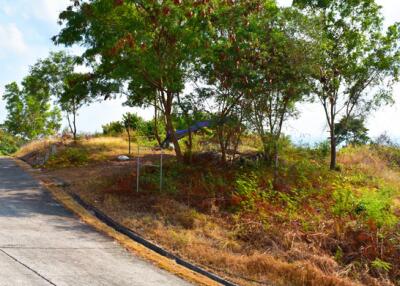 840 Sqm. Land listed for ฿ 15,000,000.