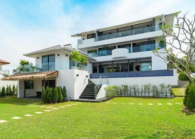 800 Sqm., 7 Beds, 9 Baths House listed for ฿34,950,000.