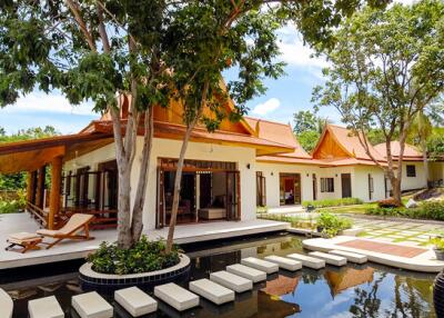 4,000 Sqm., 5 Beds, 6 Baths House listed for ฿ 45,000,000.