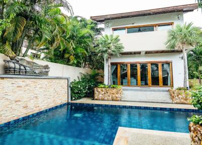 240 Sqm., 3 Beds, 3 Baths House listed for ฿ 6,500,000.