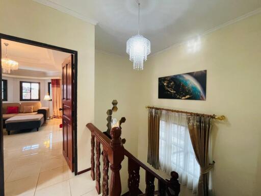 5 Bed Pattaya Pool Villa  for Sale