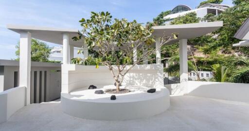 750 Sqm., 6 Beds, 6 Baths House listed for ฿ 75,000,000.