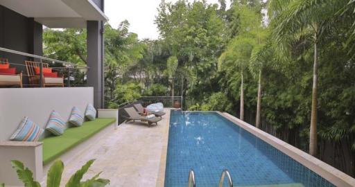 225 Sqm., 6 Beds, 6 Baths House listed for ฿ 9,450,000.