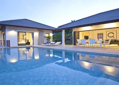 460 Sqm., 4 Beds, 4 Baths House listed for ฿ 35,000,000.